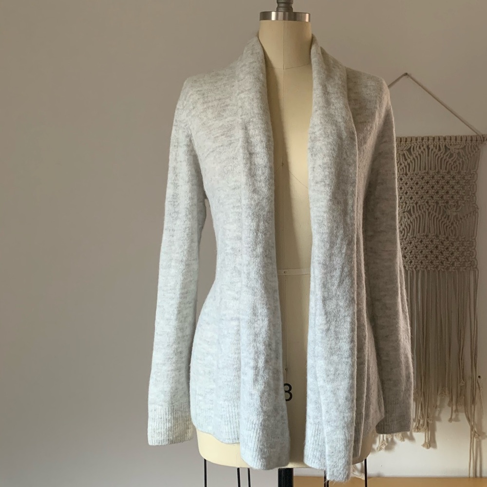 Super soft h&m cardigan ✨new w/o tags✨